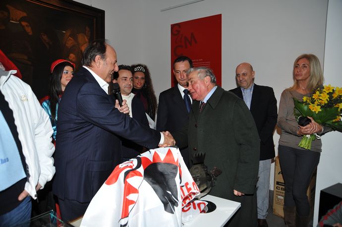 Ingrandisci la foto